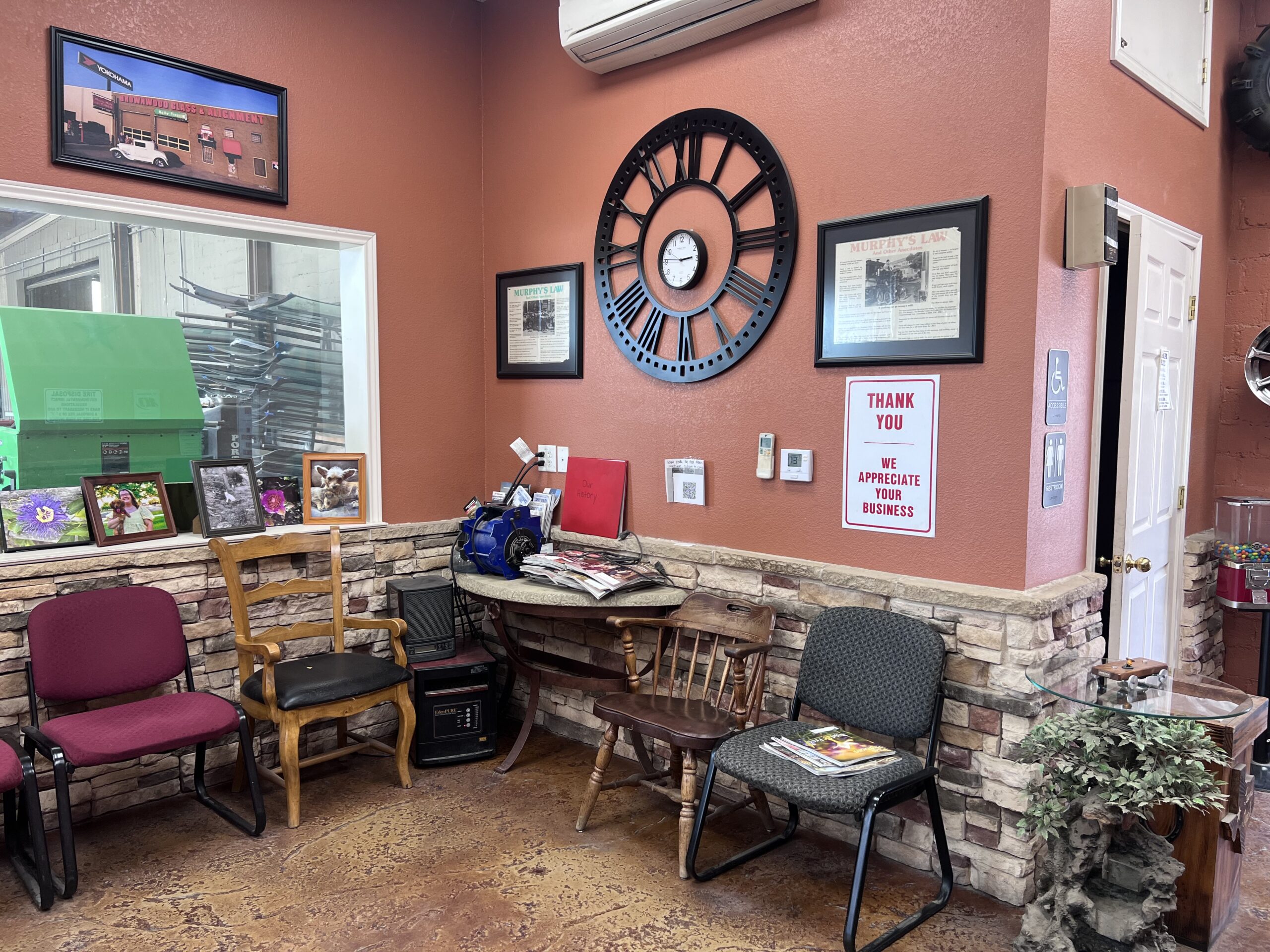 Welcome to Brownwood Glass & Alignment